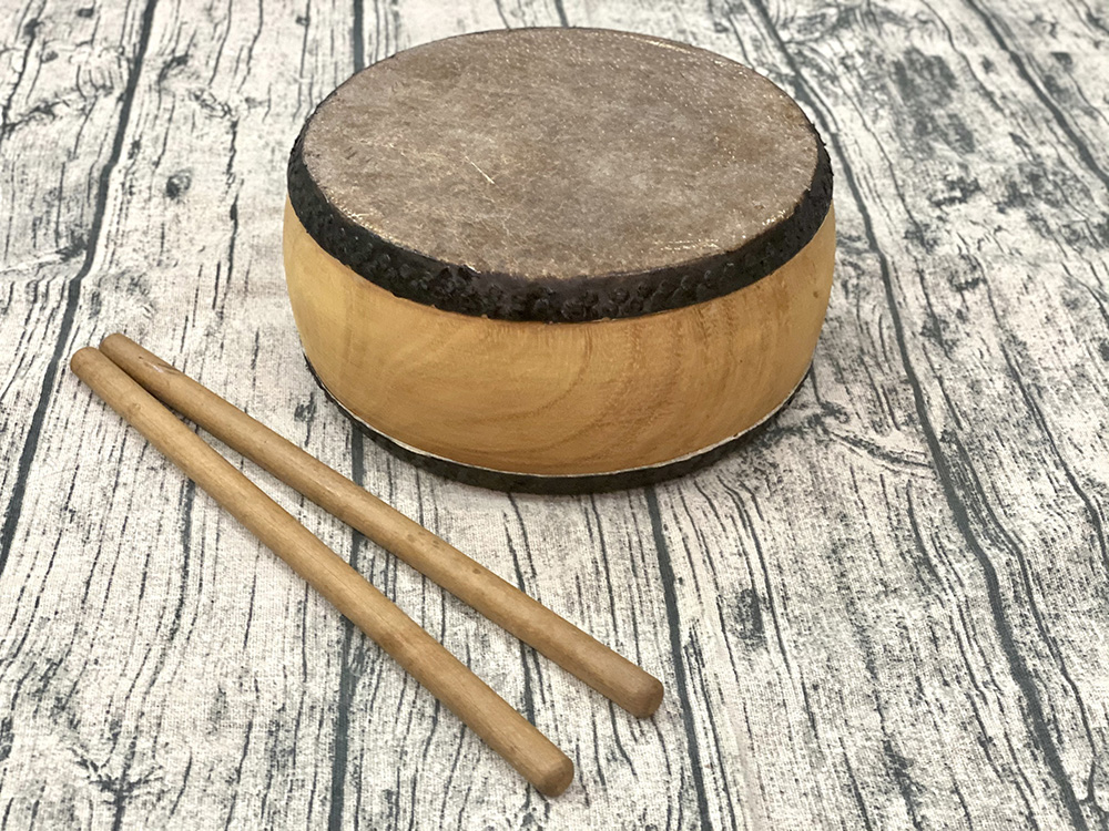 Trống gỗ cỡ nhỏ